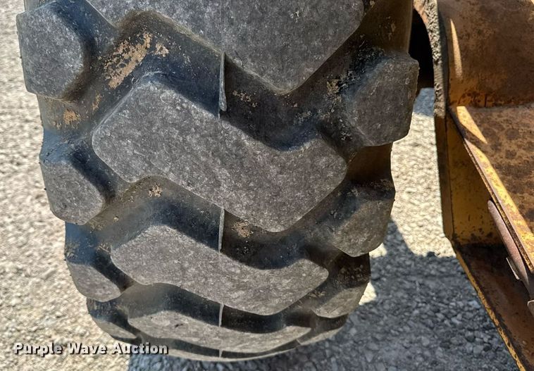 image for item EM2294 1991 Case 621ZF wheel loader