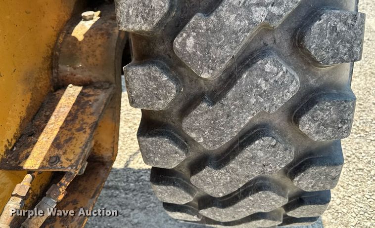 image for item EM2294 1991 Case 621ZF wheel loader