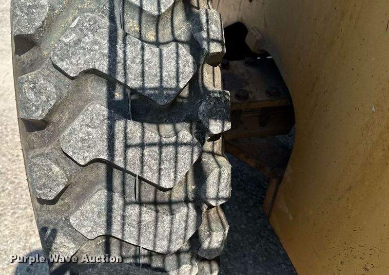 image for item EM2294 1991 Case 621ZF wheel loader