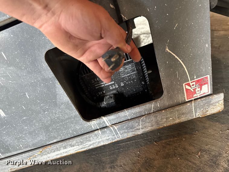 image for item EM2295 2008 Skyjack SJ III 4632 scissor lift