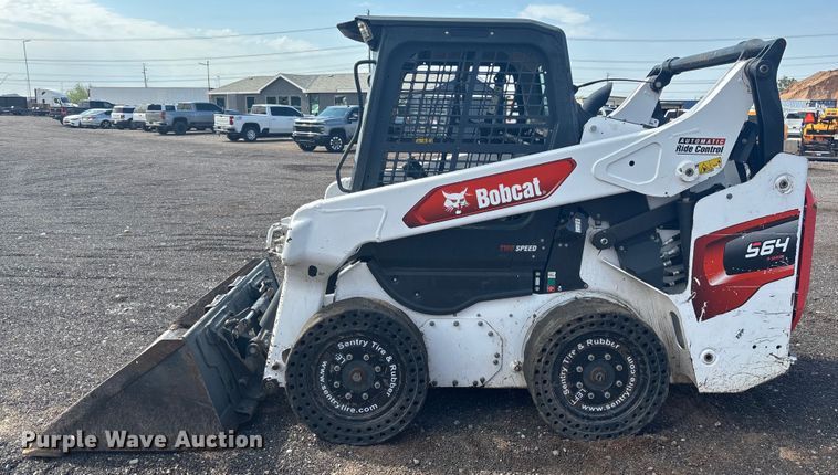image for item EM5057 2021 Bobcat S64 R-Series skid steer loader