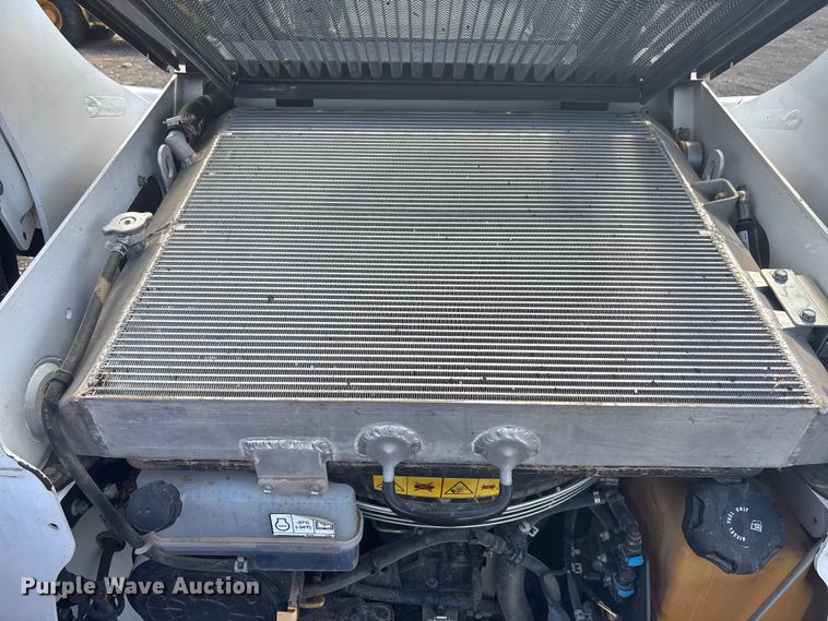 image for item EM5057 2021 Bobcat S64 R-Series skid steer loader