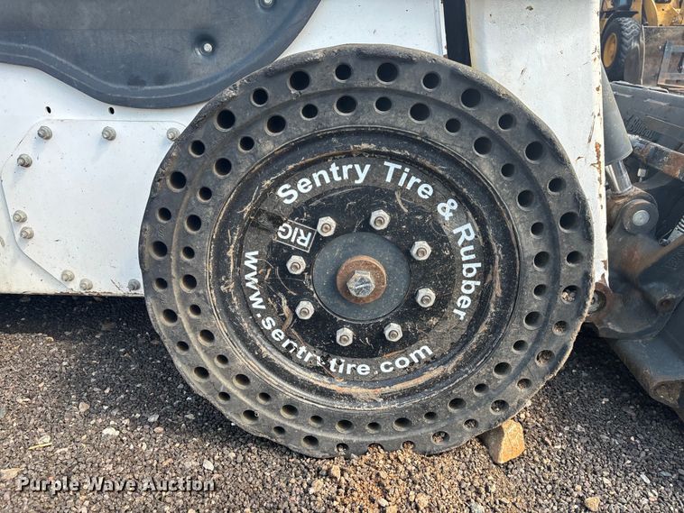 image for item EM5057 2021 Bobcat S64 R-Series skid steer loader