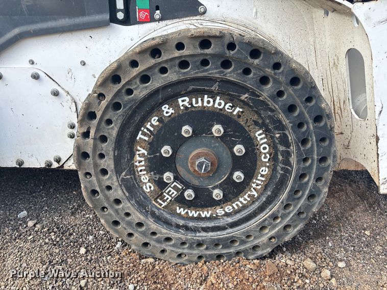 image for item EM5057 2021 Bobcat S64 R-Series skid steer loader