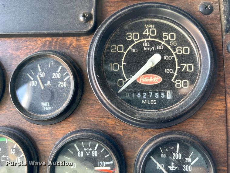 image for item EM5061 2000 Peterbilt 300 water truck