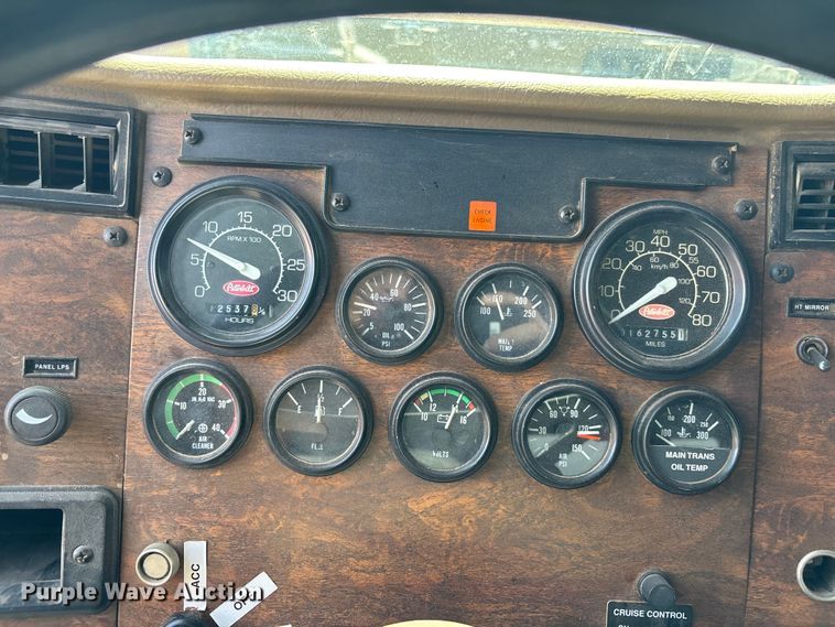 image for item EM5061 2000 Peterbilt 300 water truck