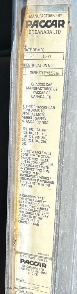 image for item EM5061 2000 Peterbilt 300 water truck