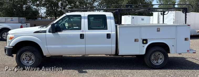 image for item EM5062 2011 Ford F250 Super Duty XL Crew Cab utility bed pickup truck