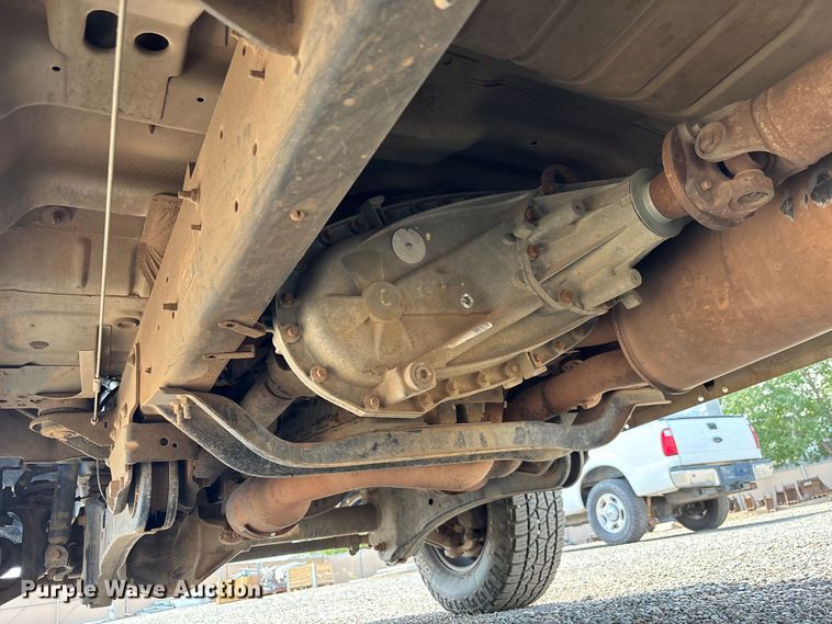 image for item EM5062 2011 Ford F250 Super Duty XL Crew Cab utility bed pickup truck