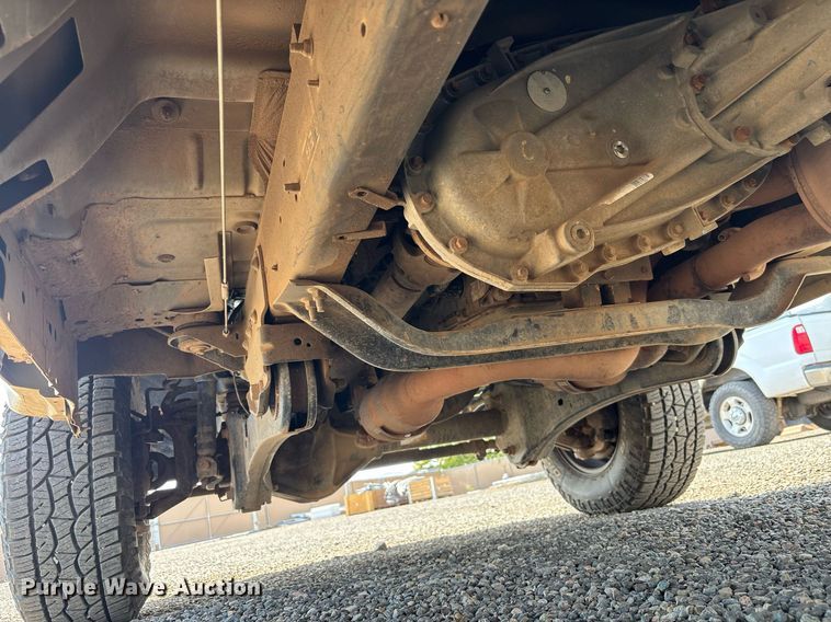 image for item EM5062 2011 Ford F250 Super Duty XL Crew Cab utility bed pickup truck