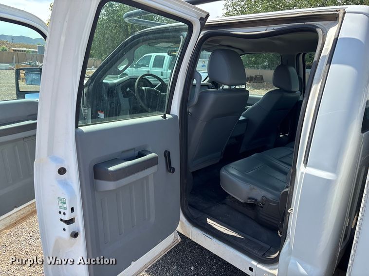 image for item EM5062 2011 Ford F250 Super Duty XL Crew Cab utility bed pickup truck