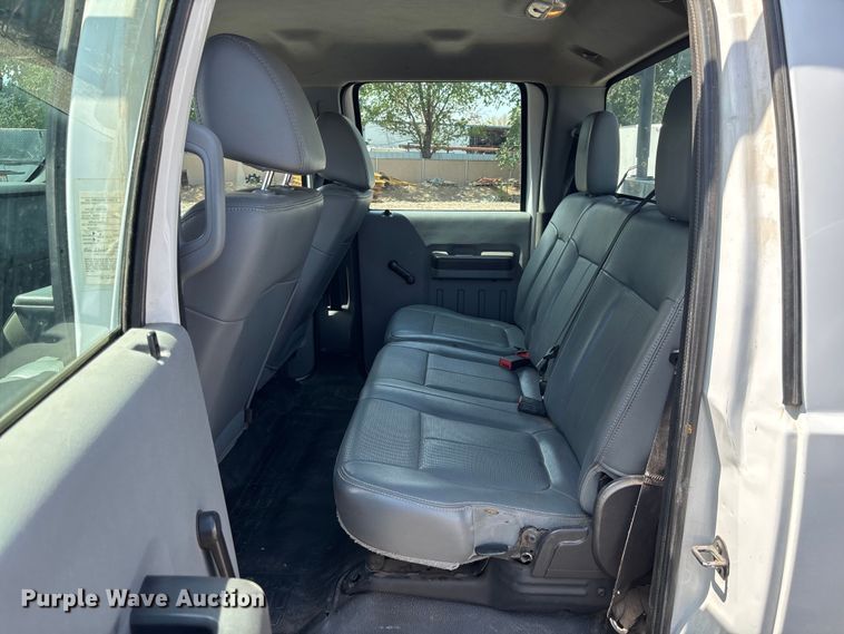 image for item EM5062 2011 Ford F250 Super Duty XL Crew Cab utility bed pickup truck