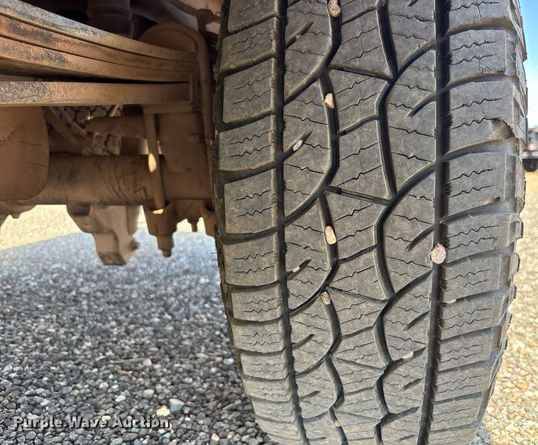 image for item EM5062 2011 Ford F250 Super Duty XL Crew Cab utility bed pickup truck