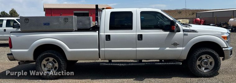 image for item EM5063 2015 Ford F250 Super Duty XLT Crew Cab pickup truck