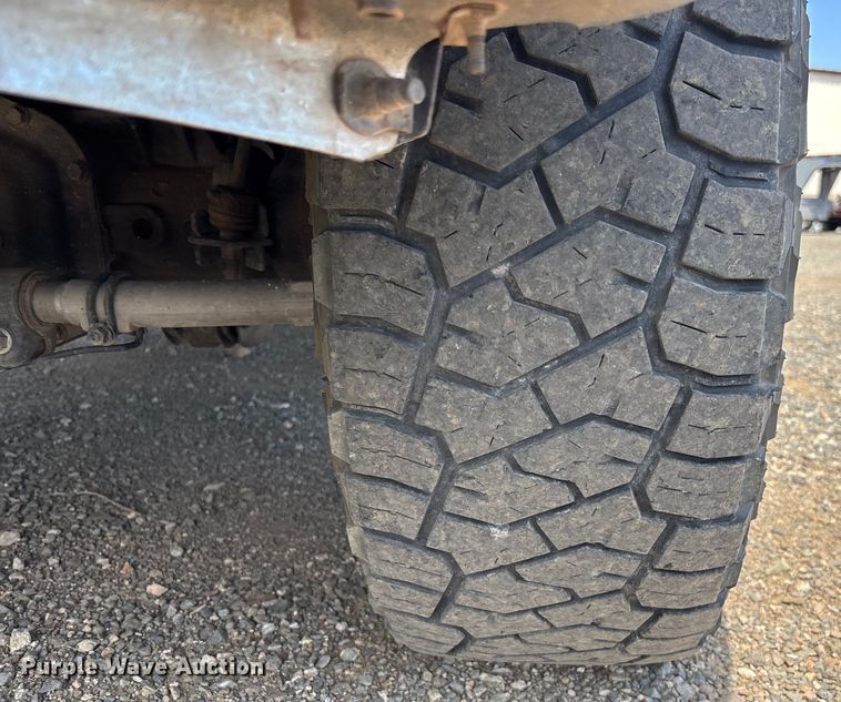 image for item EM5063 2015 Ford F250 Super Duty XLT Crew Cab pickup truck