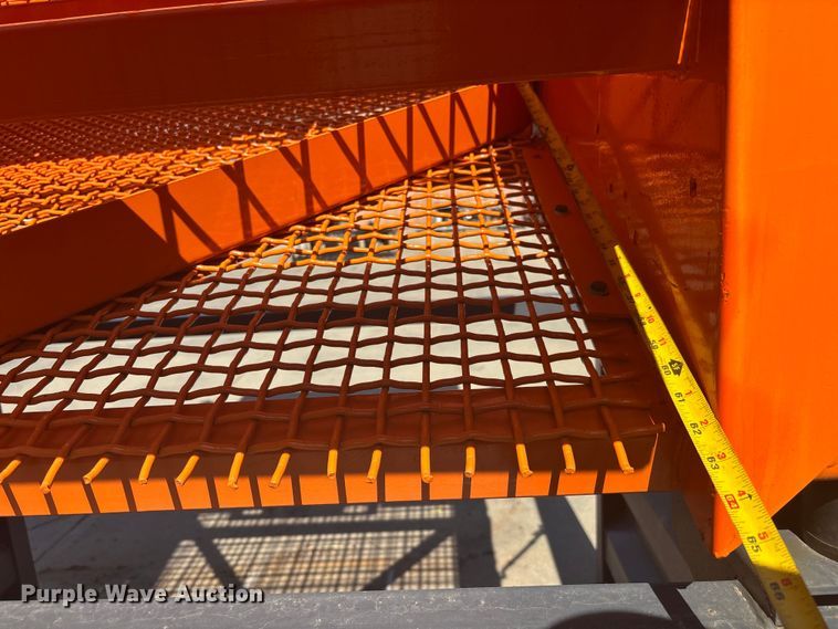 image for item EM5065 2024 Vibrating screen 004-05-68-01  screen