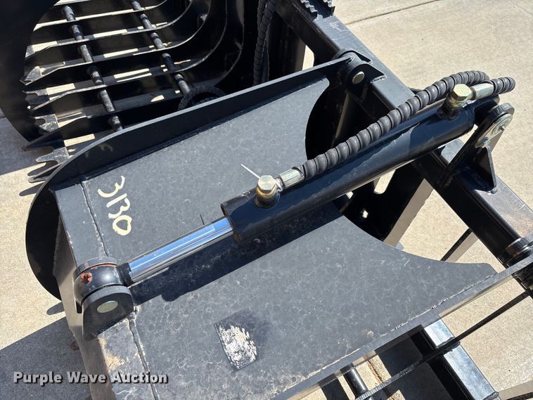 image for item EM5066 TMG TMG-84SG skid steer grapple bucket