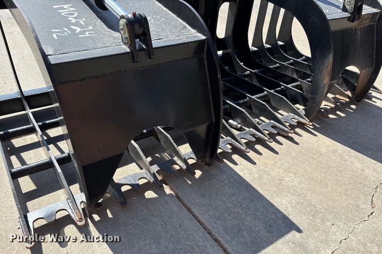 image for item EM5066 TMG TMG-84SG skid steer grapple bucket