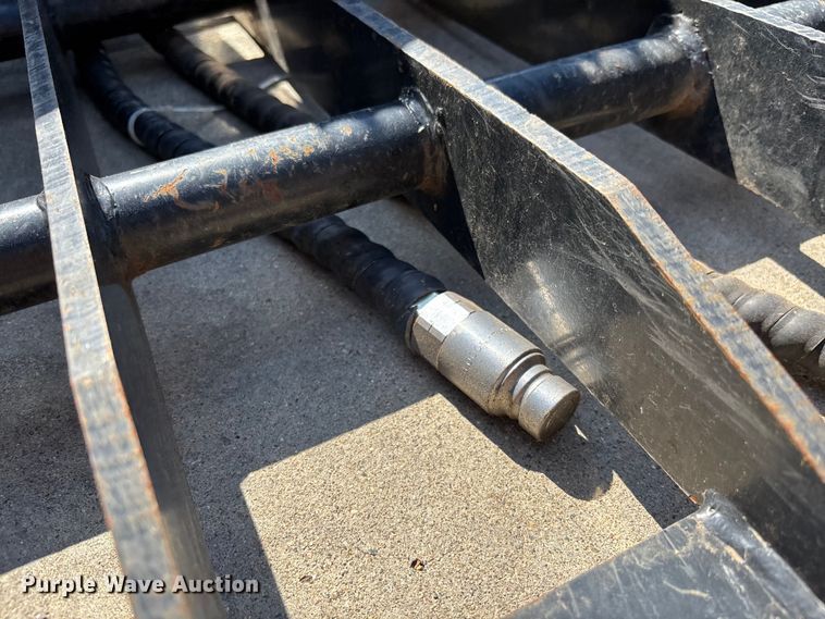 image for item EM5066 TMG TMG-84SG skid steer grapple bucket