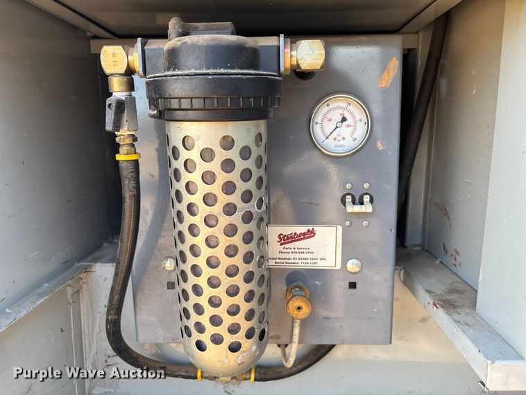 image for item EM5068 2006 Ford F350 Super Duty XL utility bed pickup truck