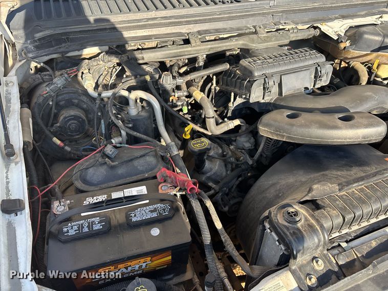 image for item EM5068 2006 Ford F350 Super Duty XL utility bed pickup truck