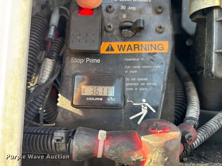 image for item EM5069 2006 Ford F350 Super Duty XL  utility bed pickup truck