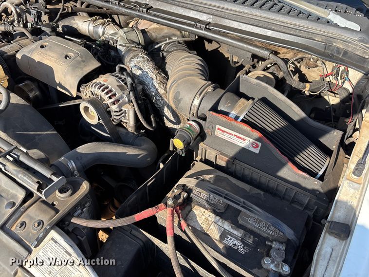 image for item EM5072 2002 Ford F450 Super Duty flatbed truck