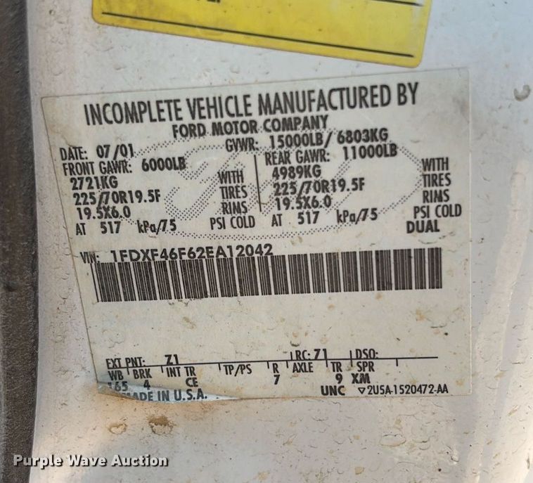 image for item EM5072 2002 Ford F450 Super Duty flatbed truck