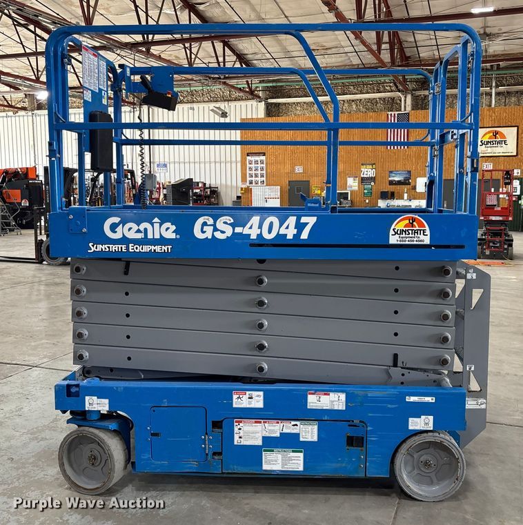 image for item EM5076 2017 Genie  GS-4047 scissor lift
