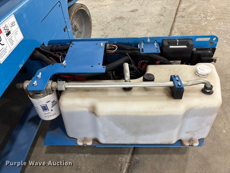 image for item EM5076 2017 Genie  GS-4047 scissor lift