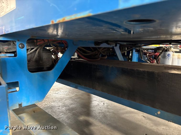 image for item EM5076 2017 Genie  GS-4047 scissor lift