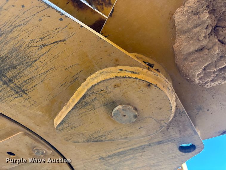 image for item EM5078 2021 Caterpillar 920 wheel loader