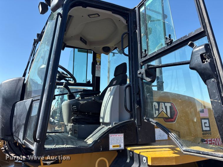image for item EM5078 2021 Caterpillar 920 wheel loader