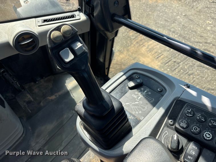 image for item EM5078 2021 Caterpillar 920 wheel loader