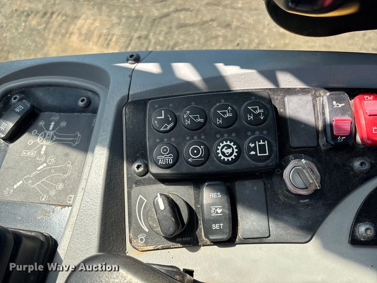 image for item EM5078 2021 Caterpillar 920 wheel loader