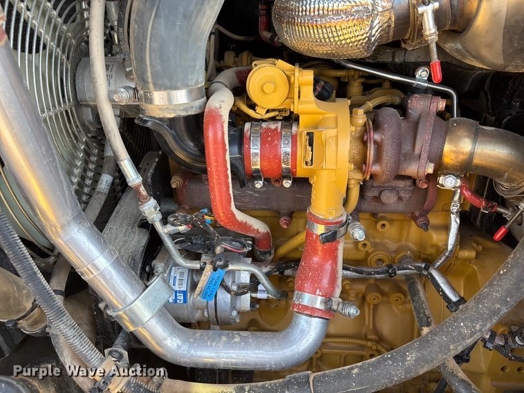 image for item EM5078 2021 Caterpillar 920 wheel loader