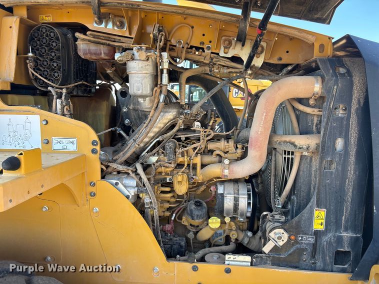 image for item EM5078 2021 Caterpillar 920 wheel loader