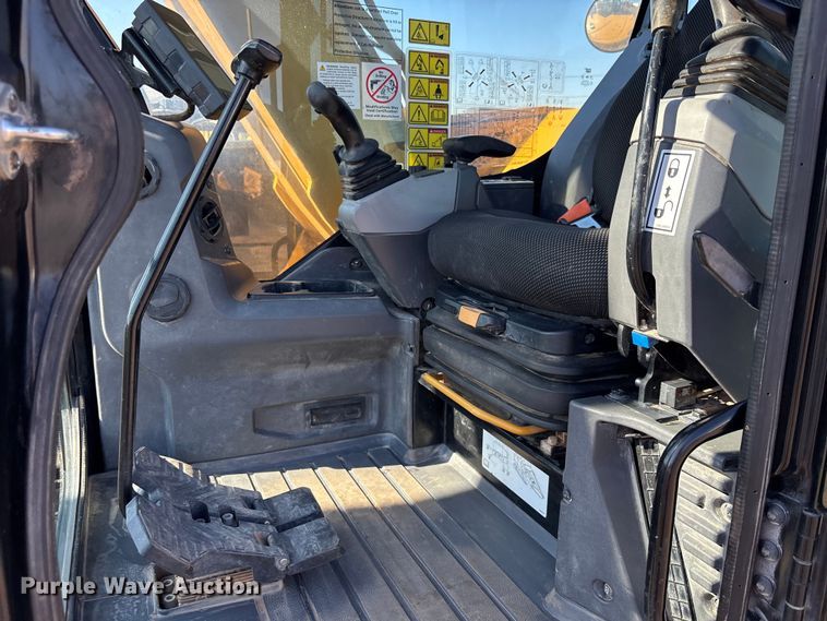 image for item EM5079 2020 Caterpillar 310 excavator