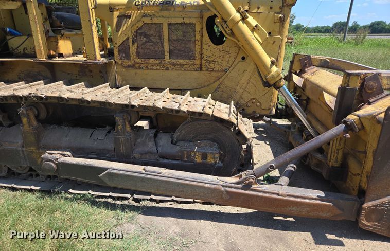 image for item EN2012 1969 Caterpillar D6C dozer