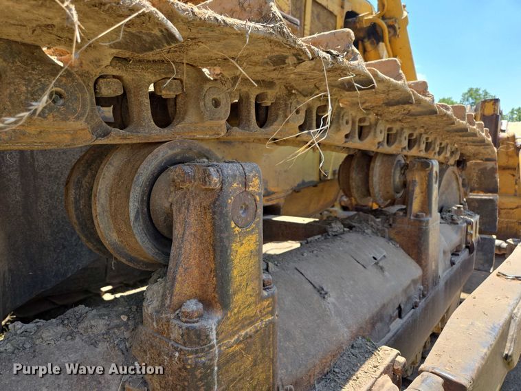 image for item EN2012 1969 Caterpillar D6C dozer