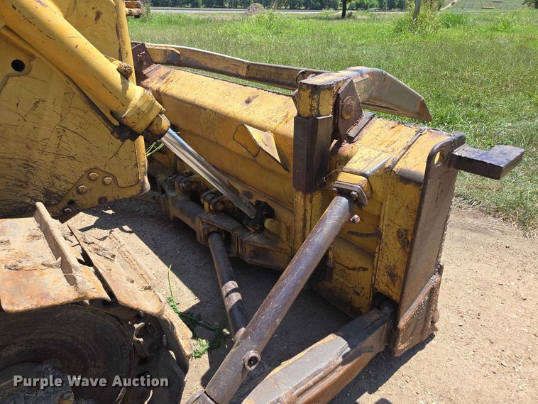 image for item EN2012 1969 Caterpillar D6C dozer