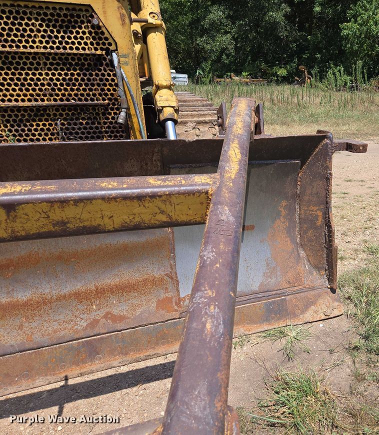 image for item EN2012 1969 Caterpillar D6C dozer