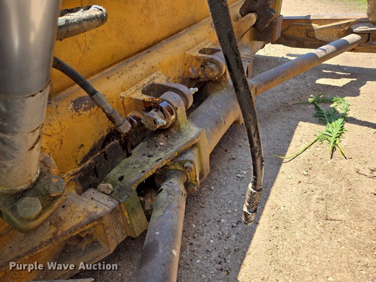 image for item EN2012 1969 Caterpillar D6C dozer