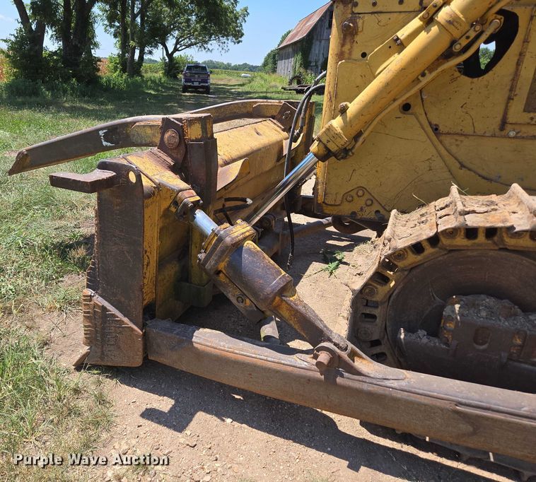 image for item EN2012 1969 Caterpillar D6C dozer