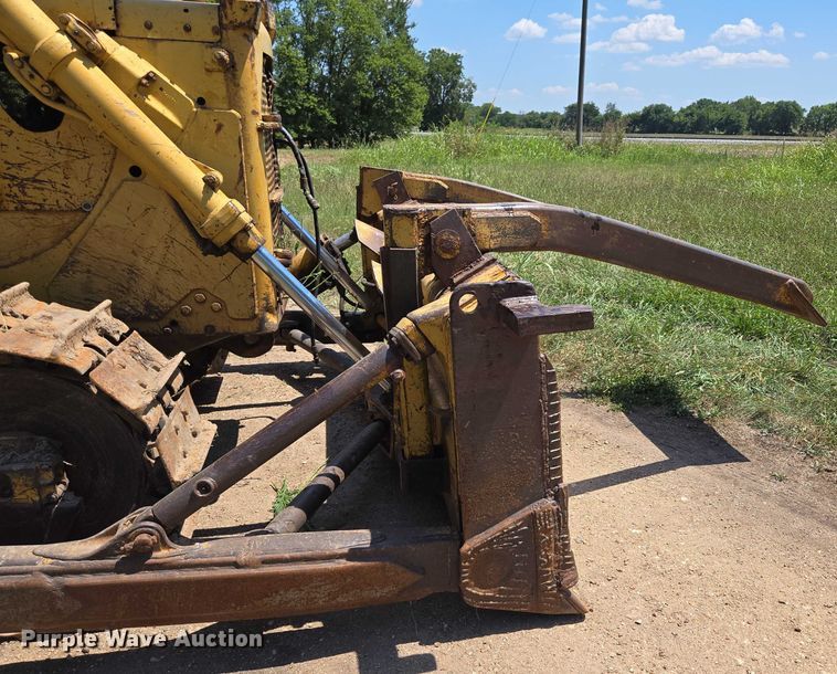 image for item EN2012 1969 Caterpillar D6C dozer
