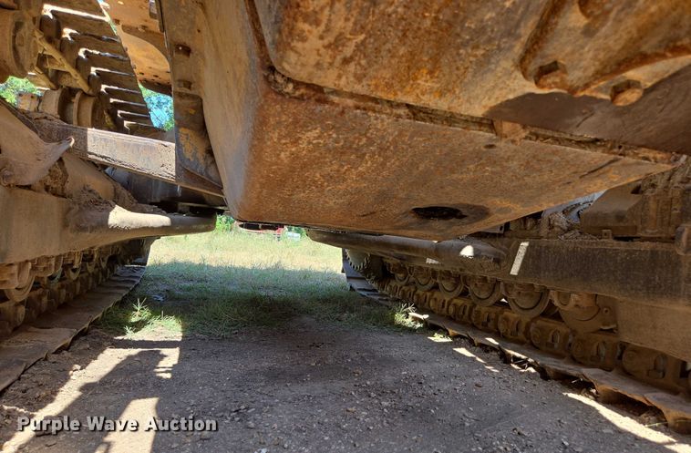 image for item EN2012 1969 Caterpillar D6C dozer