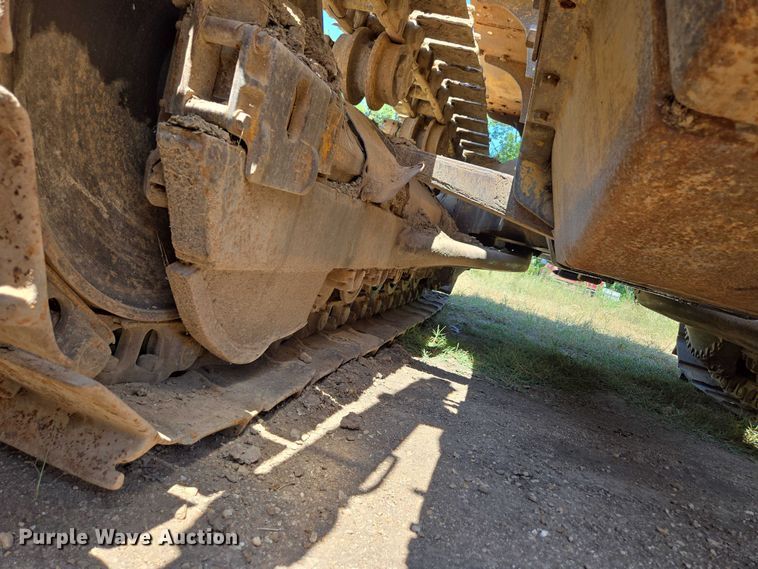 image for item EN2012 1969 Caterpillar D6C dozer
