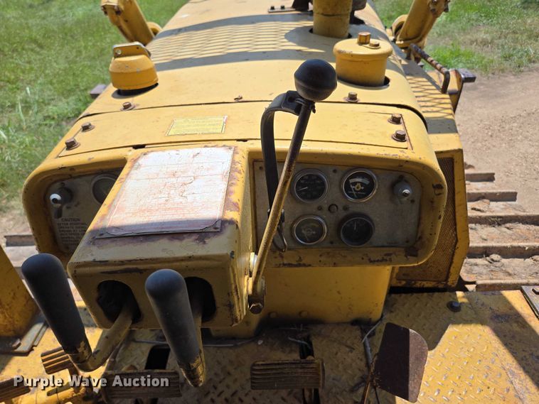 image for item EN2012 1969 Caterpillar D6C dozer