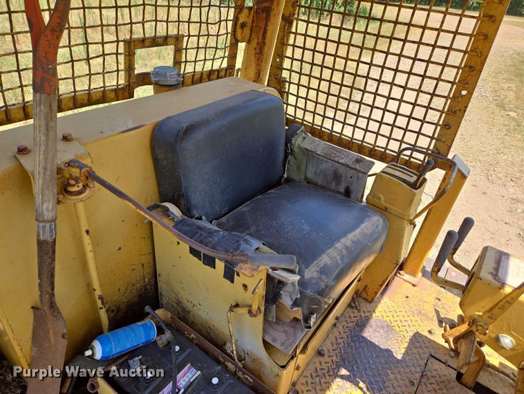 image for item EN2012 1969 Caterpillar D6C dozer