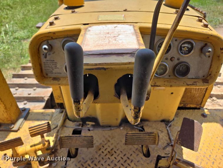 image for item EN2012 1969 Caterpillar D6C dozer